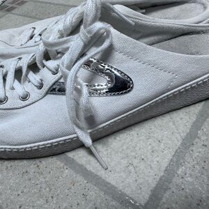 Tretorn Lace-Up Sneaker Mules Easy Nylite Canvas, White / Silver Detail
